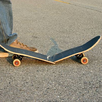 Why you should not buy a cheap skateboard from Walmart or Target